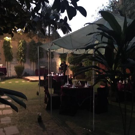 Awtar Mansion Bed and Breakfast Agra  Esterno foto