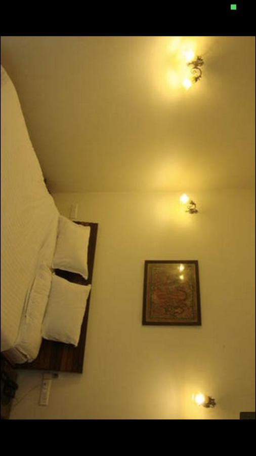 Awtar Mansion Bed and Breakfast Agra  Esterno foto