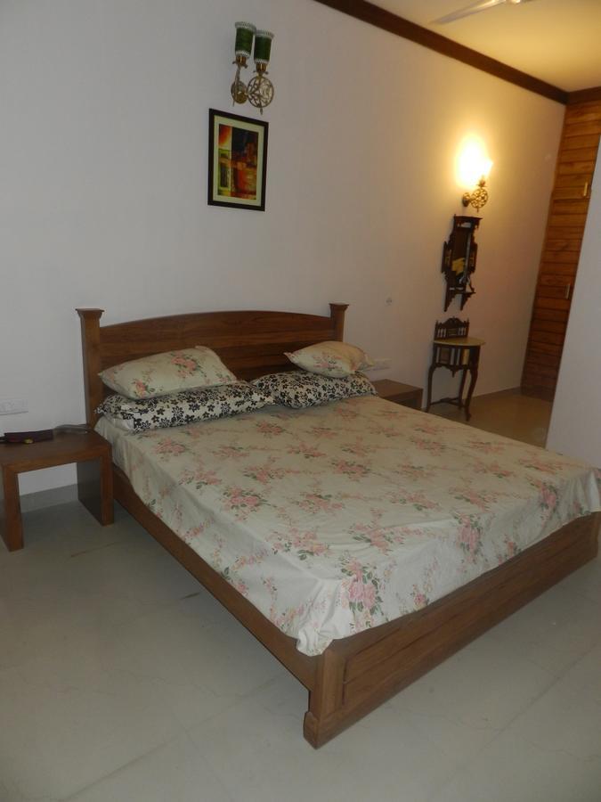 Awtar Mansion Bed and Breakfast Agra  Esterno foto